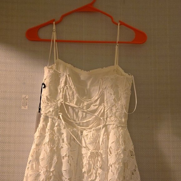 ASTR white lace dress - Picture 2 of 5